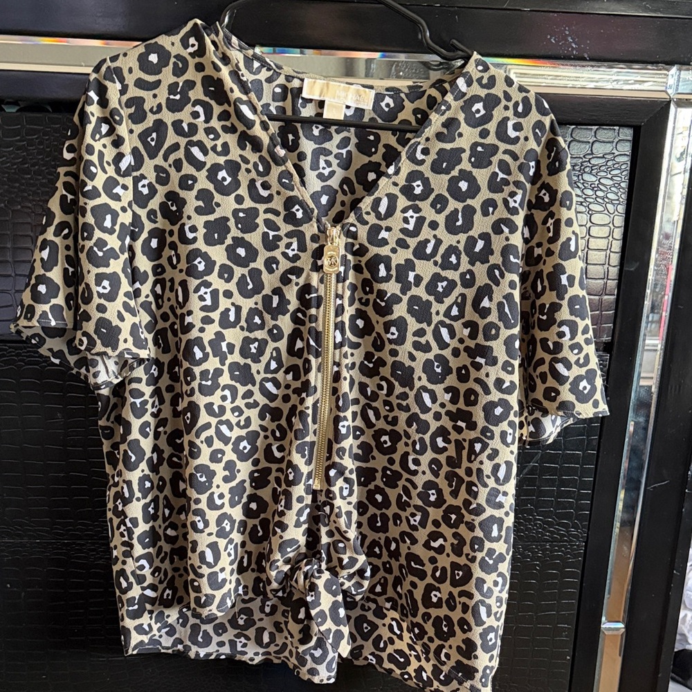 Michael Kors Leopard Print Short Sleeve blouse